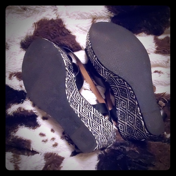 Mudd Boho Platform Wedge - Picture 6 of 8